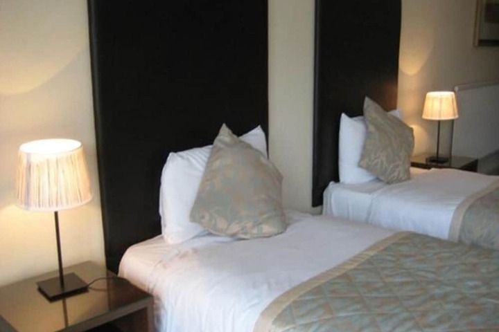 Room 18 of 46
