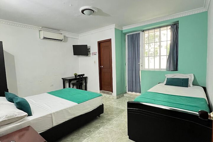 Room 3 of 26