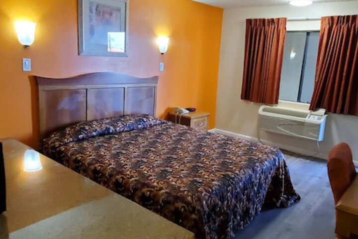 1 King Bed (42 of 65)
