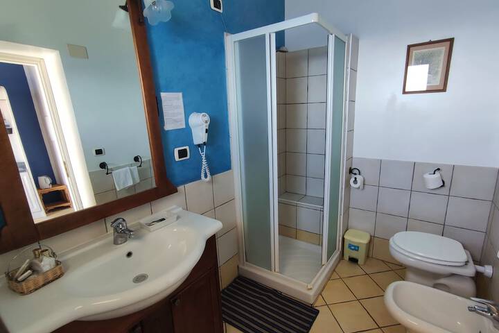 Room 7 of 87
