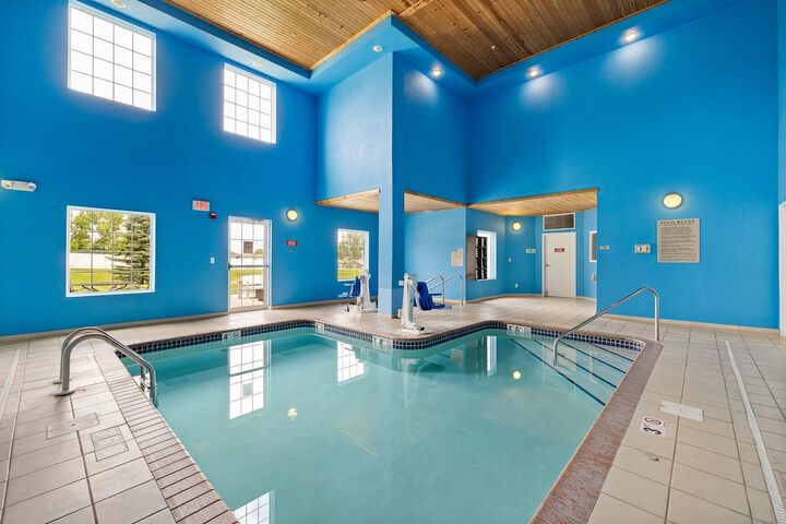Pool 32 of 46