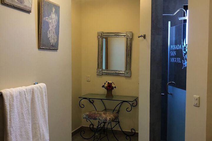 Room 16 of 20