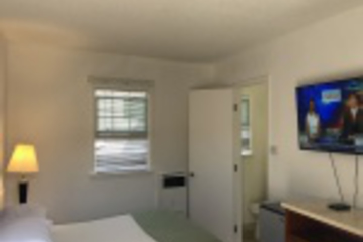 Room 13 of 108