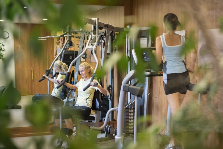 Health and Fitness 66 of 153