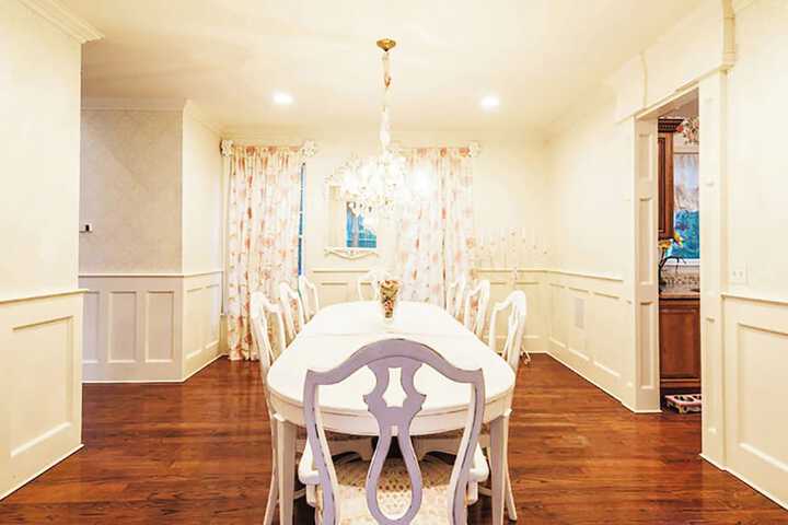 Room 17 of 31