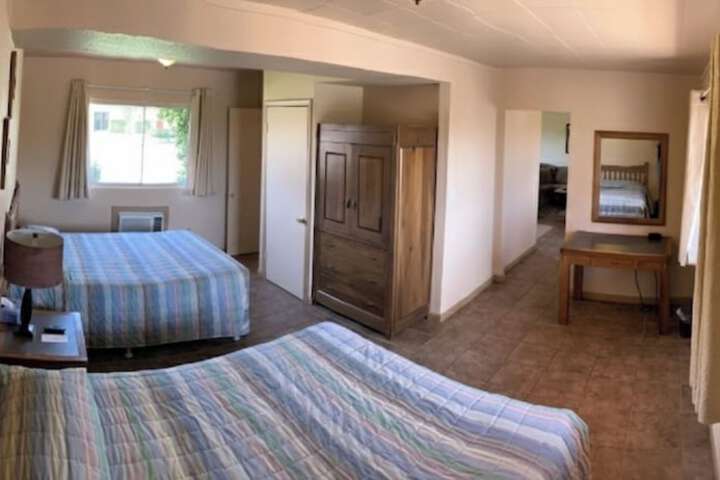 Room 7 of 28