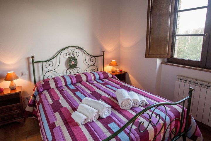 Room 4 of 35