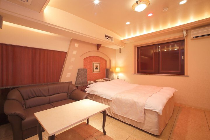 Room 7 of 30