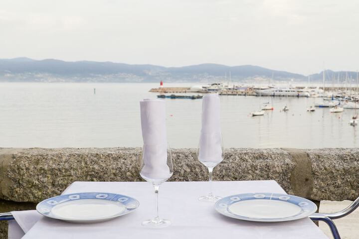 Dining Photos