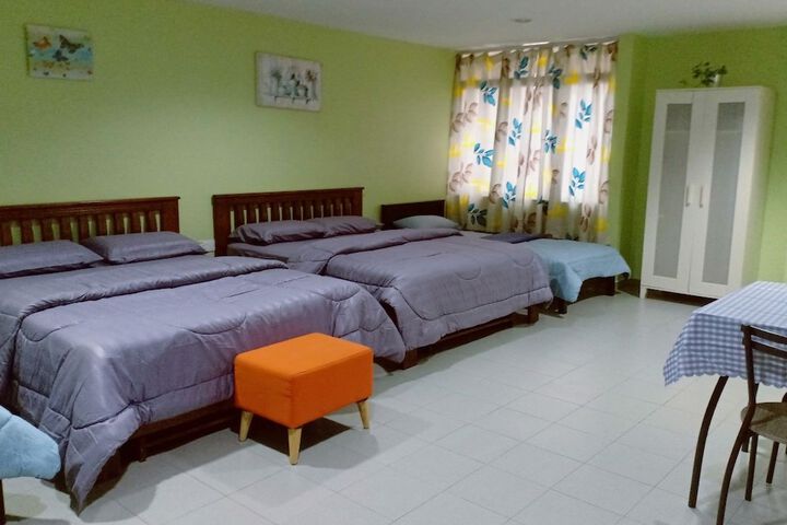 Room 53 of 97