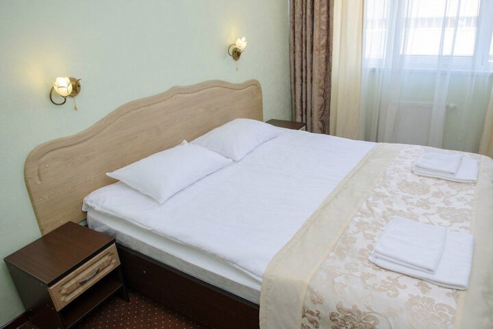 Room 13 of 25