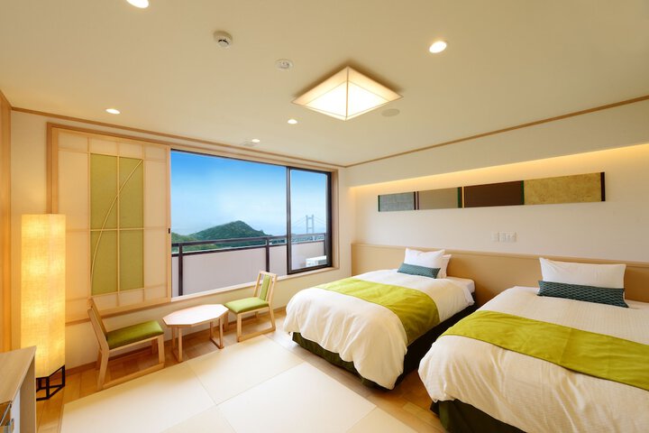 Room 4 of 30