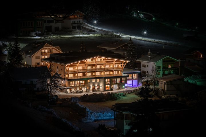 Hotel 64 of 73