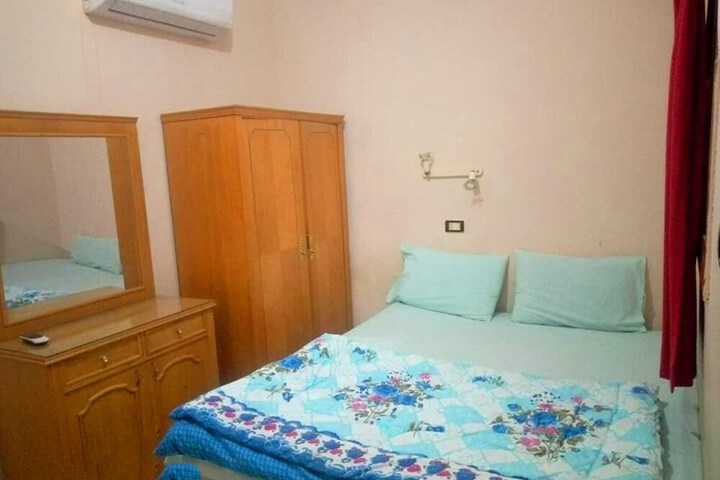 Room 9 of 24