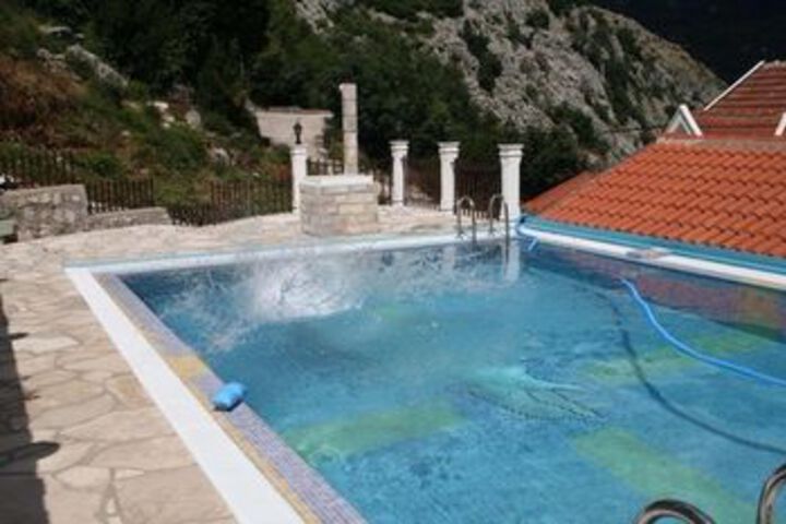 Pool 35 of 45