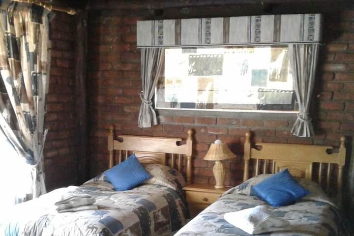 Room 3 of 39