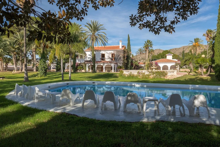 Fidalsa Wine Valley Mansion