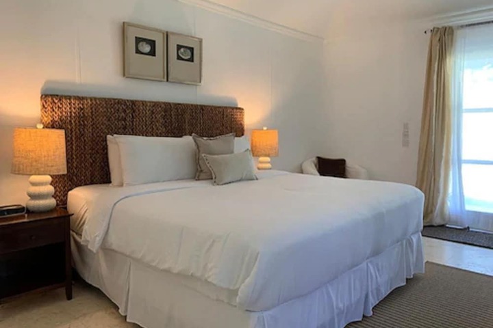 Room 14 of 110