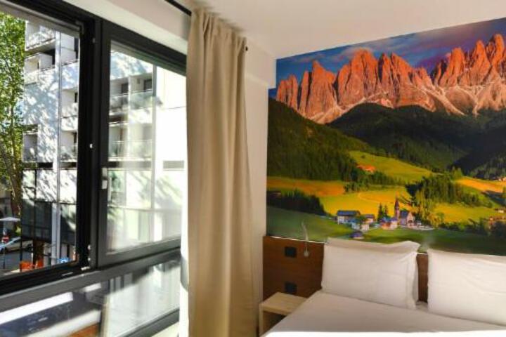 YUGOGO PELLICO 8 Trento Centro