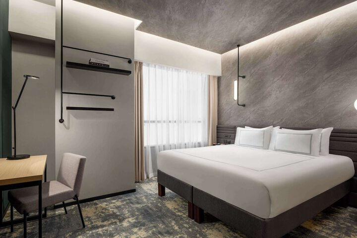 Room 5 of 29