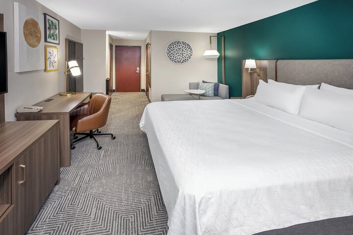 Room 17 of 67
