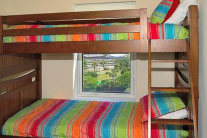 Room 10 of 29
