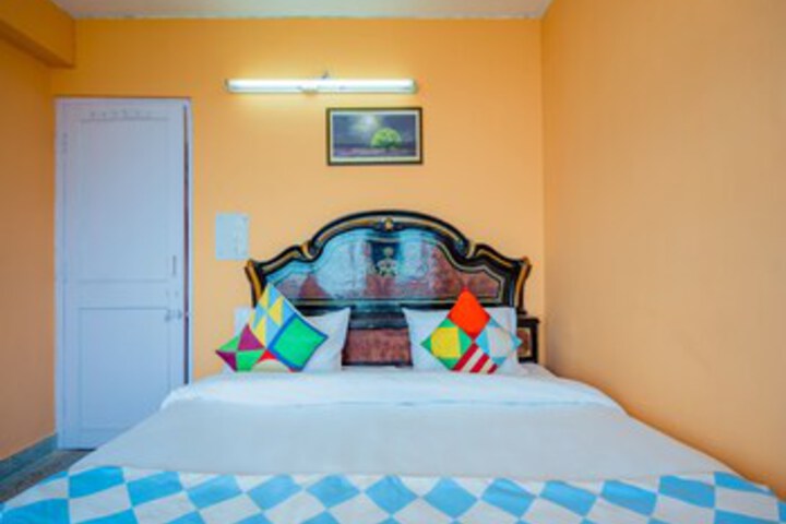 Room 27 of 29
