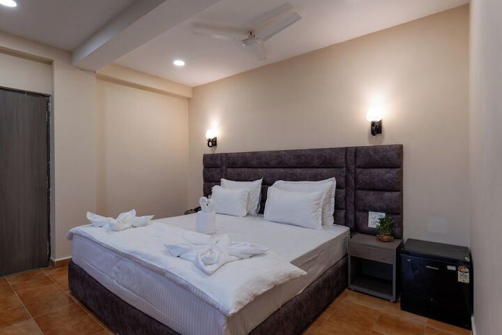 Room 14 of 42