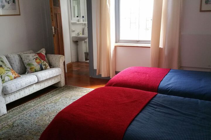 Room 14 of 18