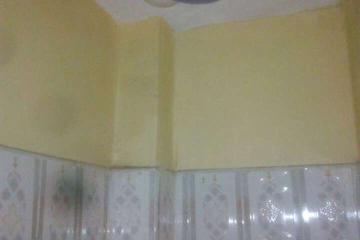 Room 10 of 14