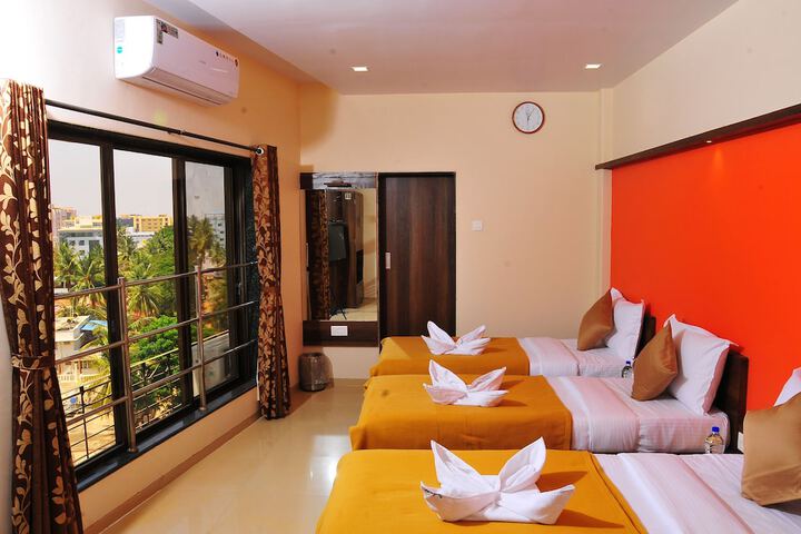 Room 16 of 23