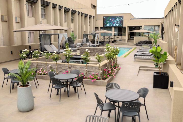Pool 49 of 58