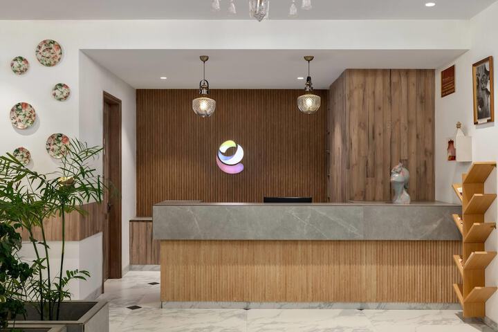 Hotel Interior 4 of 33