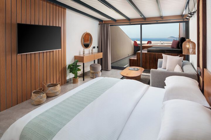 Room 3 of 71