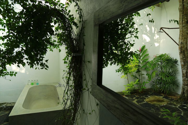 Hotel Interior 80 of 128