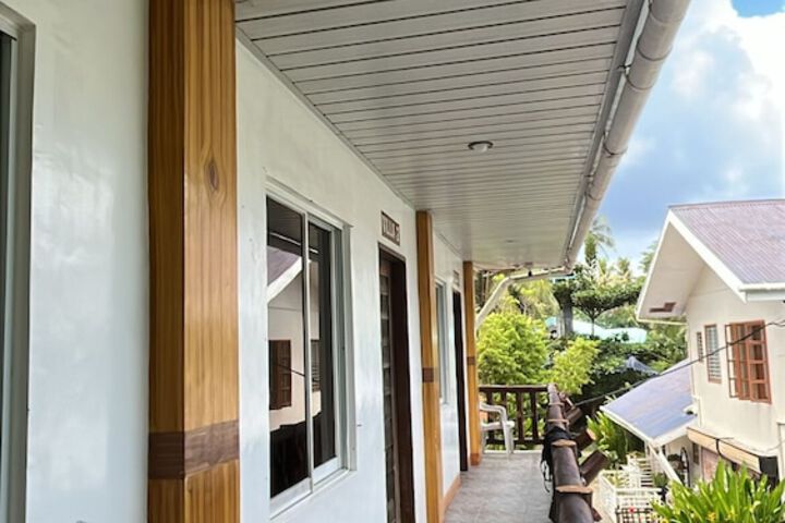Terrace/Patio 20 of 33