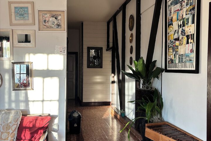 Room 48 of 71