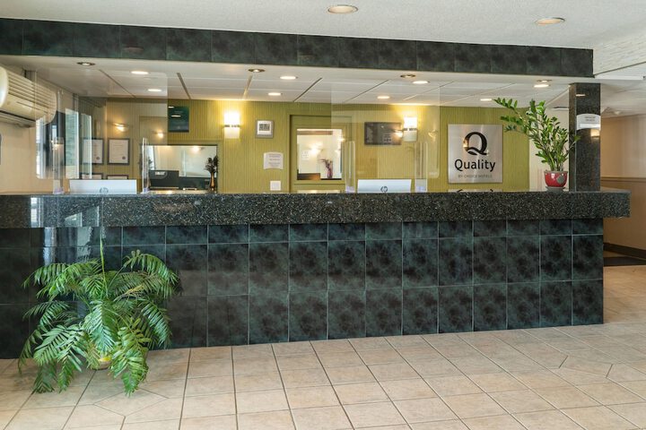 Guest Lobby