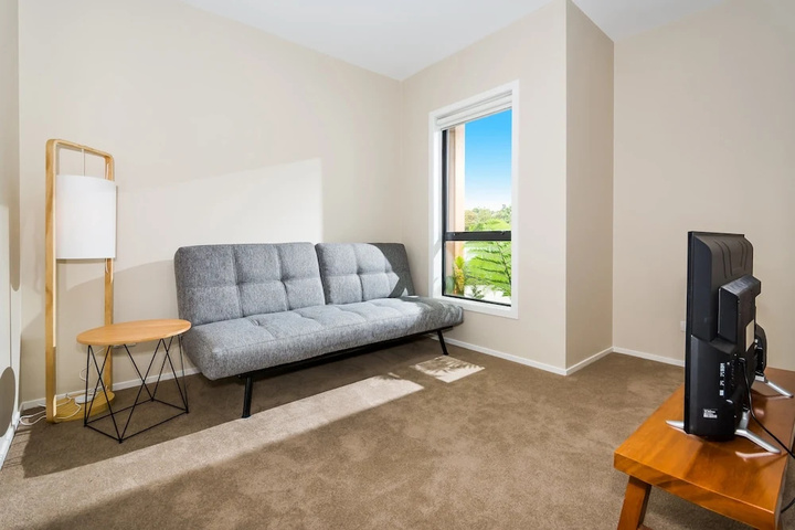 Room 3 of 12
