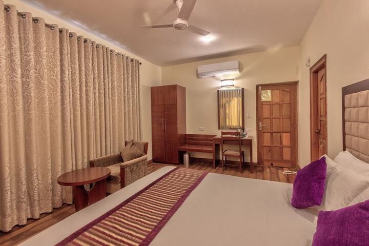 Room 40 of 158