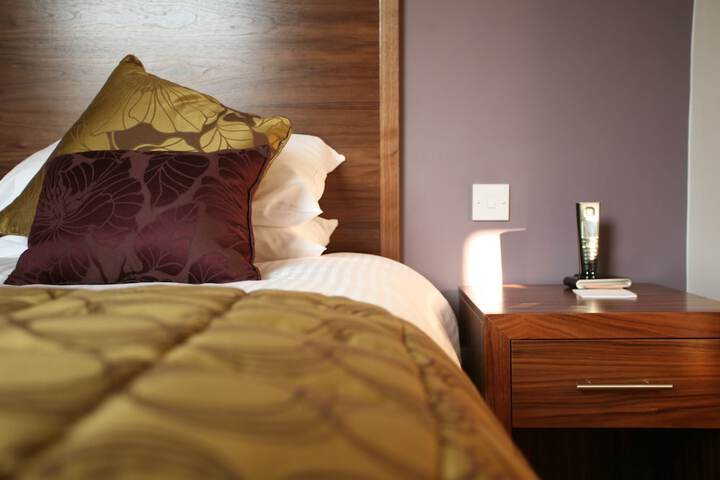 Room 6 of 40