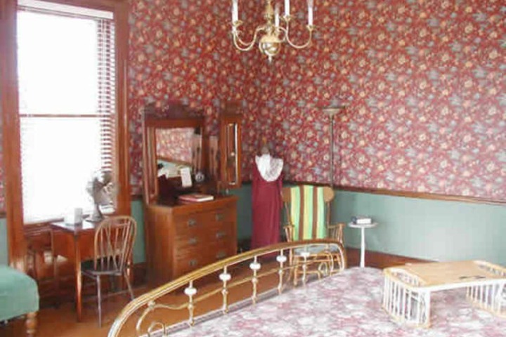 Room 218 of 240