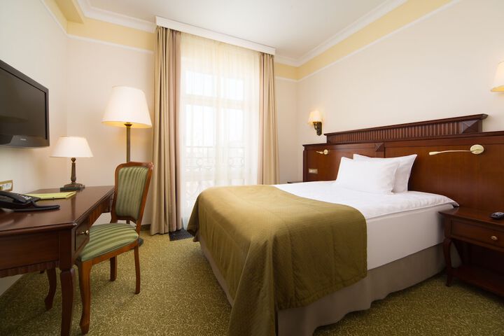 Room 20 of 108