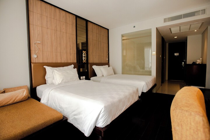 Room 5 of 58