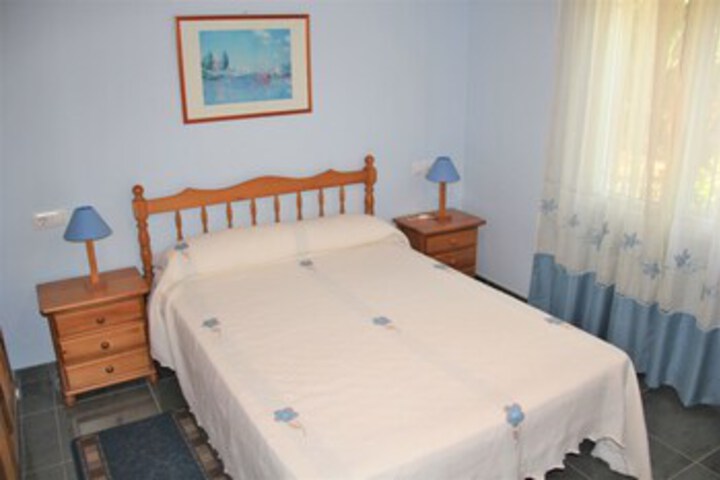 Room 28 of 34