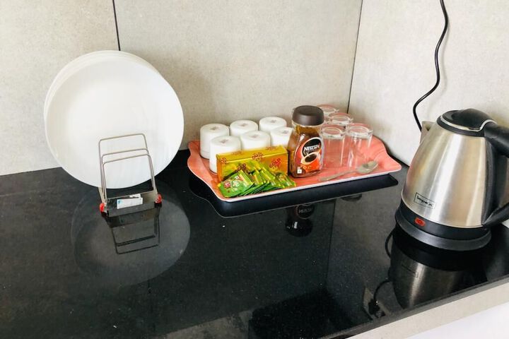 Breakfast/Coffee Service 2 of 11