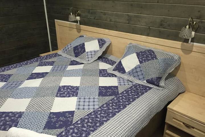 Room 4 of 53