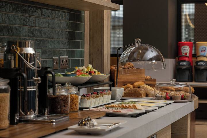 Breakfast/Coffee Service 66 of 80