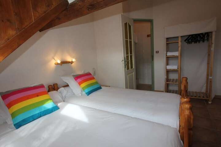 Room 21 of 54