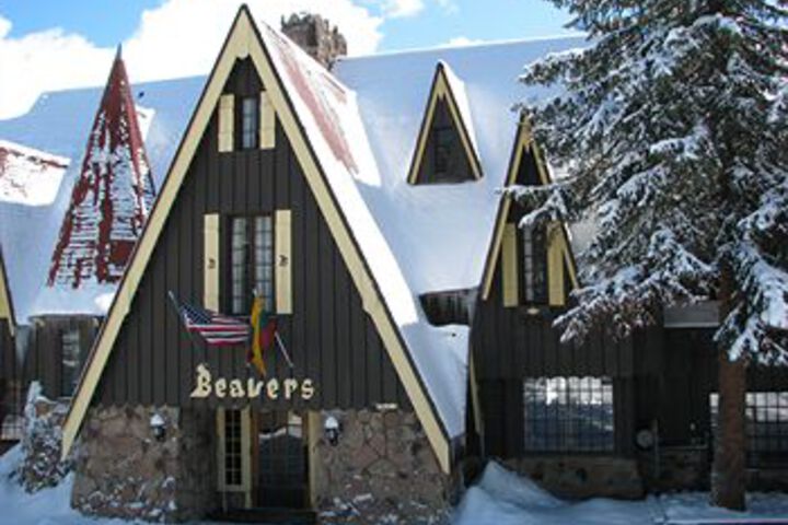 Exterior of Beaver Village Lodge